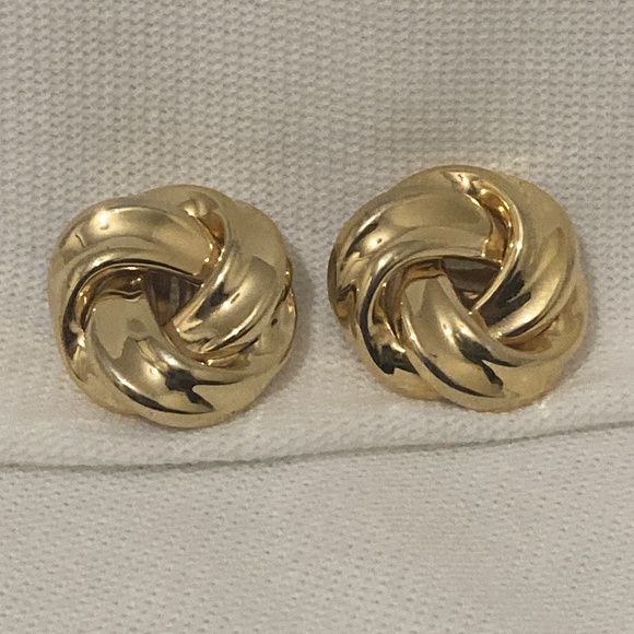 Gorgeous, Gold-tone, Circular Clip-On Earrings - Picture 2 of 9